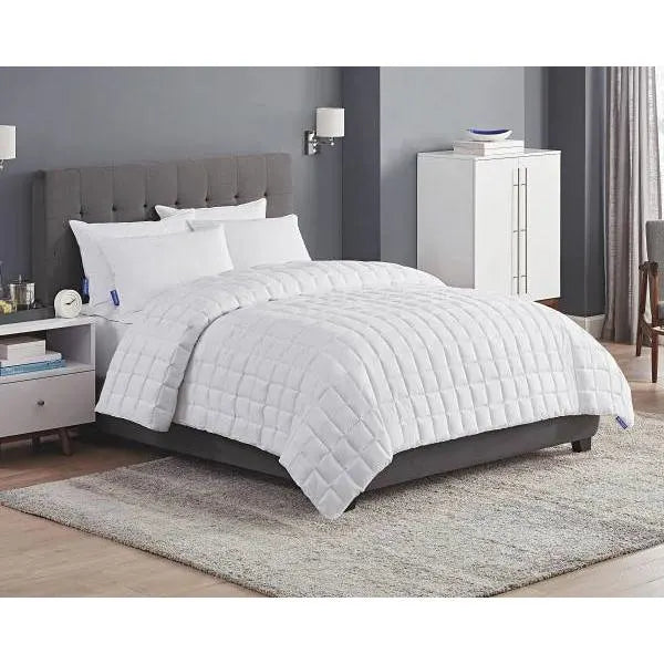 King | Lightweight | Soft stitch | Crisp white | Machine washable | Airbnb &amp; STR | Boutique hotels | Best Western specification