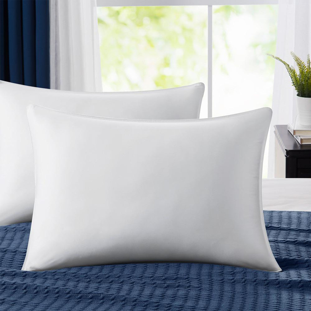 Sonesta Hotels Down Alternative Pillow by Downlite