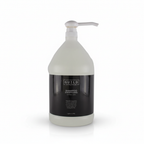 Guild+Pepper Warm Oak Shampoo clean studio shot